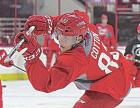 Cotton brothers sign with Carolina Hurricanes